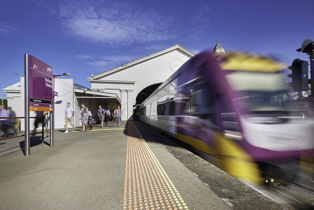 Passengers on Ballarat Station platform