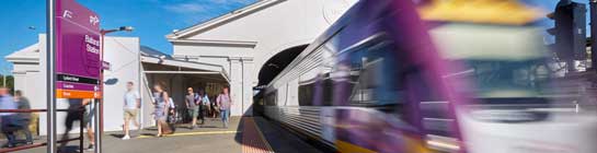 Train Regional Fleet Vline Ballarat Station 2017 8899 545x140px